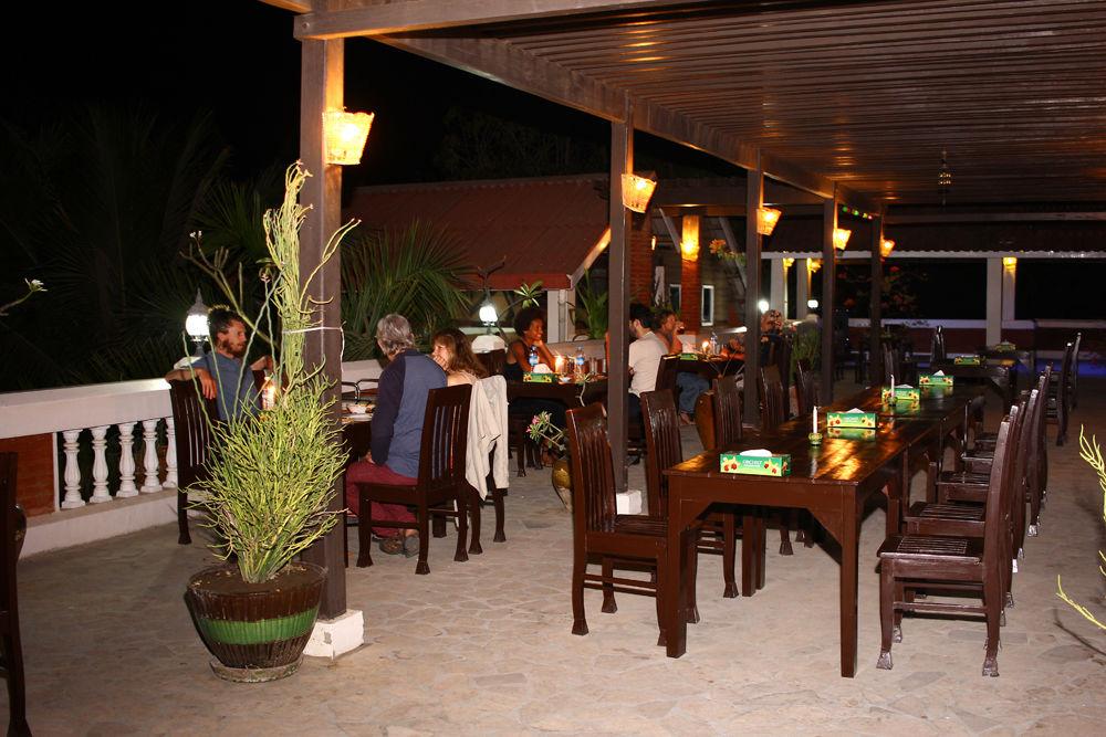 Arthawka Hotel New Bagan Екстер'єр фото