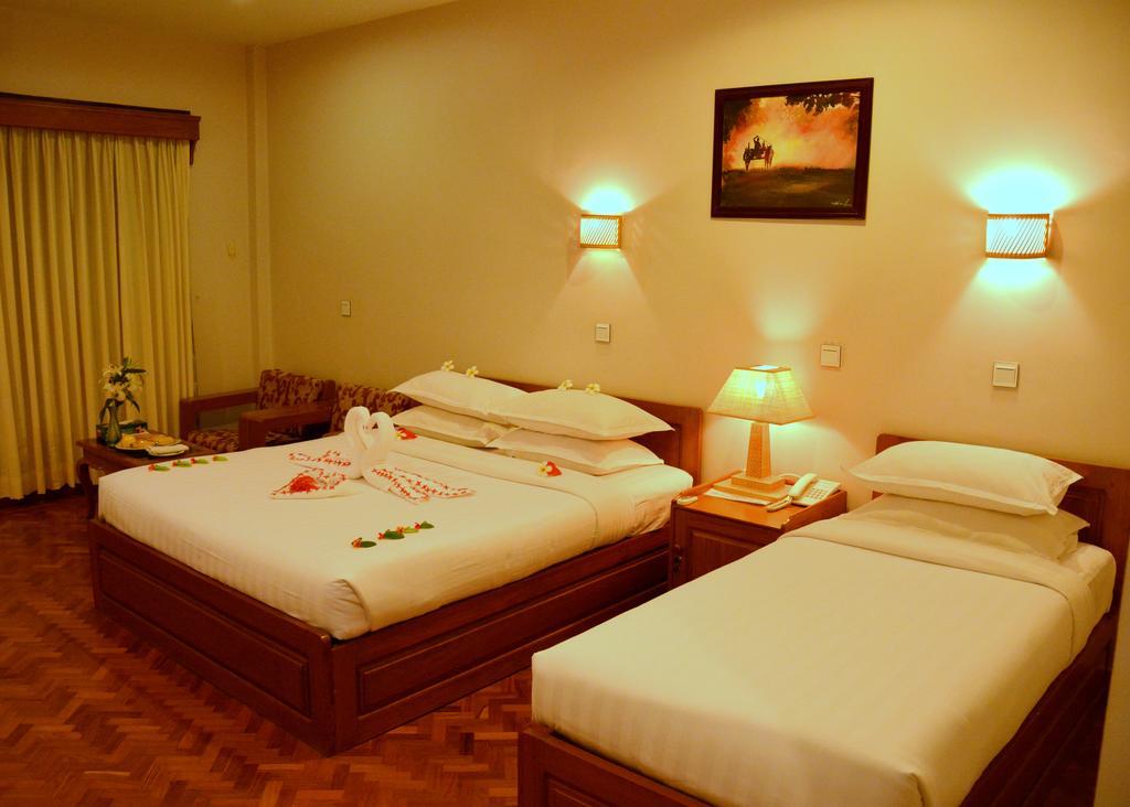 Arthawka Hotel New Bagan Екстер'єр фото