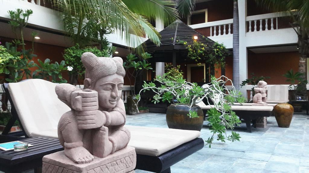 Arthawka Hotel New Bagan Екстер'єр фото